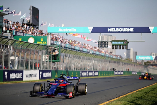 Квят зажег в первой же гонке после возвращения в &laquo;Ф-1&raquo;. Обогнал &laquo;Ред Булл&raquo; и набрал очки