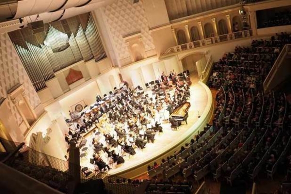 В Москве выступил знаменитый пианист Жан-Ив Тибоде