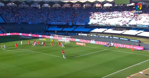 Как же печально выглядят трибуны РПЛ в холод