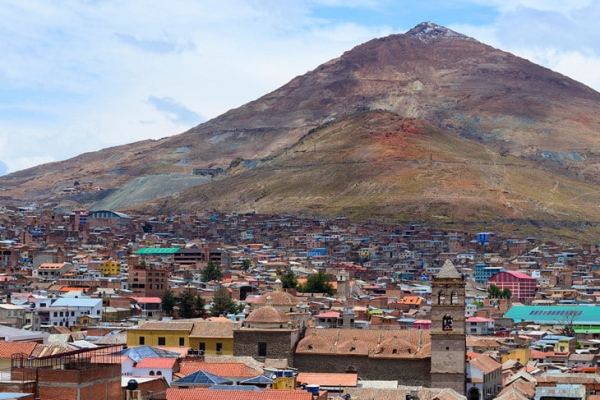 Оказывается, при разнице ударов 54:6 можно проиграть 0:1. Безумие на одном из самых сложных стадионов мира