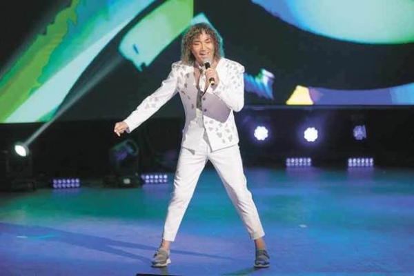 Лолита наконец сплясала под Бузову: музыкальное буйство на "Звуковой дорожке"