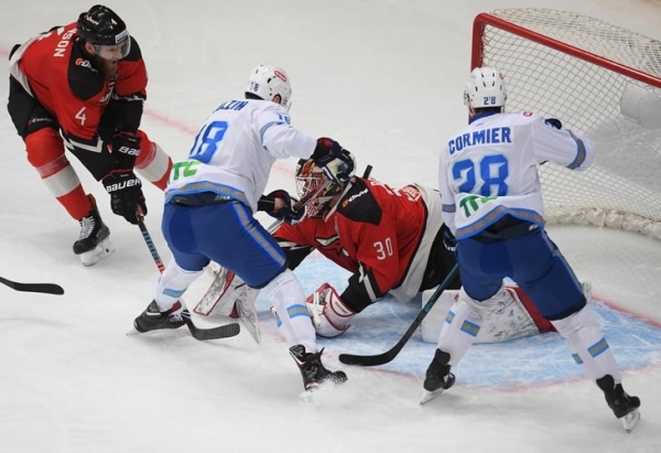 «Барыс» решил ответить «Авангарду» на грубость. И получил 5 шайб