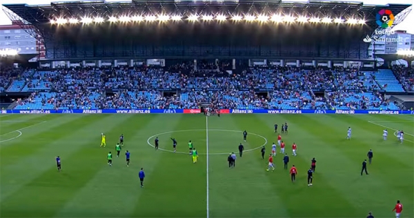 Как же печально выглядят трибуны РПЛ в холод