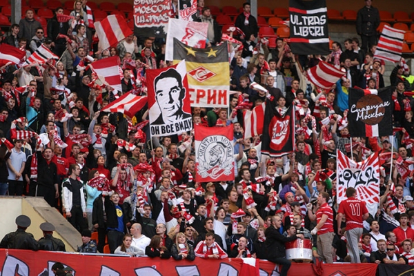 Музыку для гимна &laquo;Спартака&raquo; написал петербуржец. Его поет Кипелов, а предложить хотели Стасу Пьехе