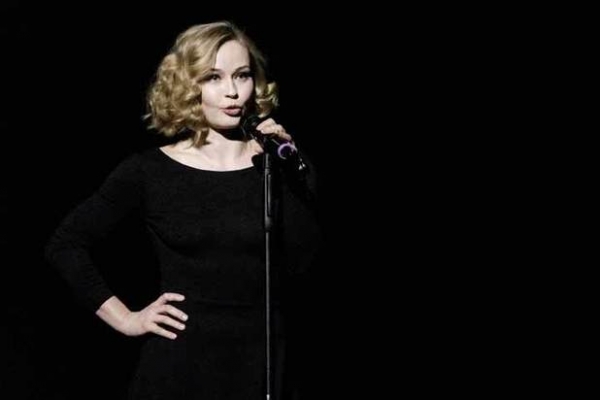 Миронов, Пересильд, Ахеджакова и «Звери» привели Театр Наций в «Движение»