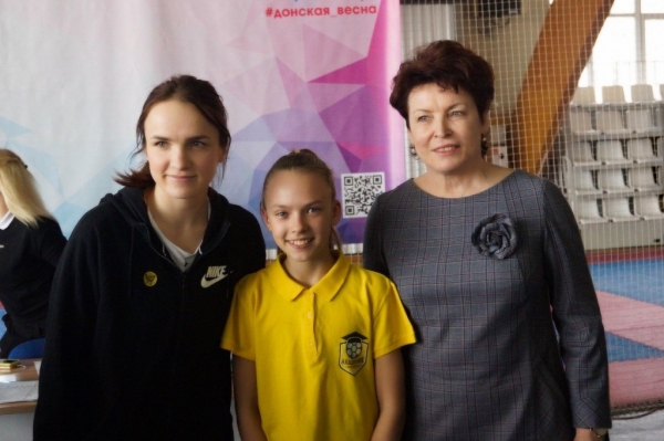 Олимпийская чемпионка Анна Вяхирева дала старт детско-юношескому гандбольному турниру «Донская весна»