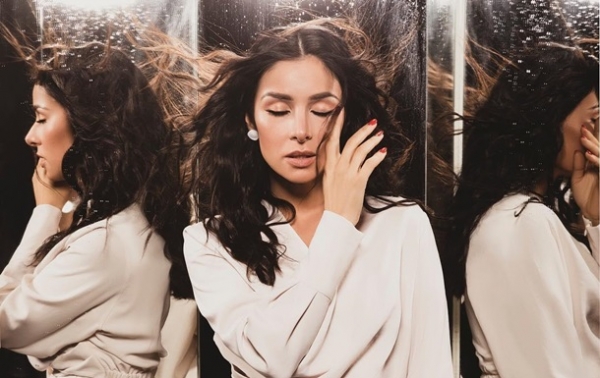 На певицу Злату Огневич напал преследователь