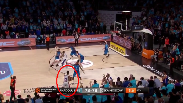 Хиггинс спас ЦСКА в матче с &laquo;Эфесом&raquo;