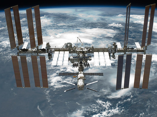 НАСА: не работает новая аккумуляторная батарея, установленная снаружи&nbsp;МКС