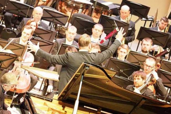 В Москве выступил знаменитый пианист Жан-Ив Тибоде