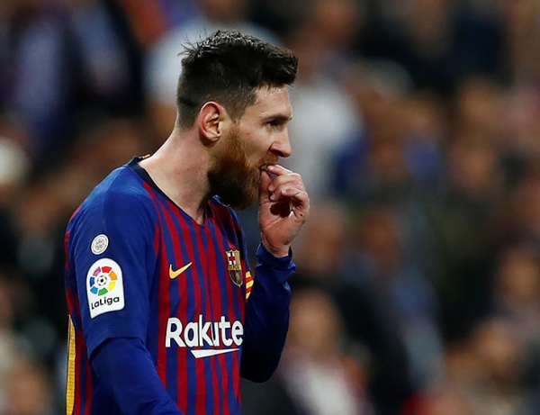 Рамос отмахнулся от Месси и врезал ему по лицу. Случайно или нет? 