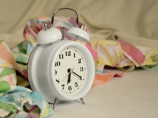 Ученые рассказали, чем чреваты сезонные переводы времени для здоровья