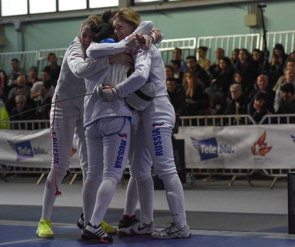 Ростовчанка Евгения Жаркова завоевала золото первенства Европы в командном турнире по фехтованию