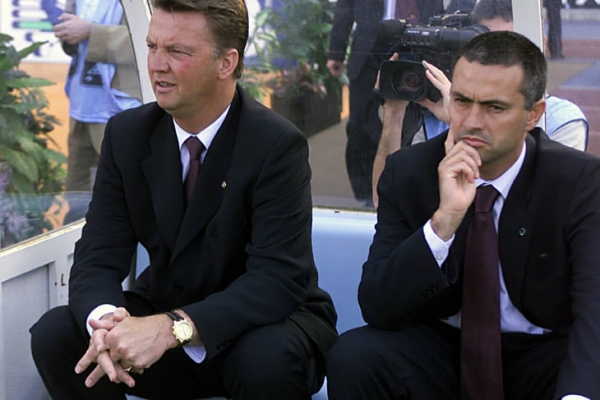 21 год назад Хави и Пуйоль впервые сыграли за основу &laquo;Барселоны&raquo;. Их выпустил Моуринью