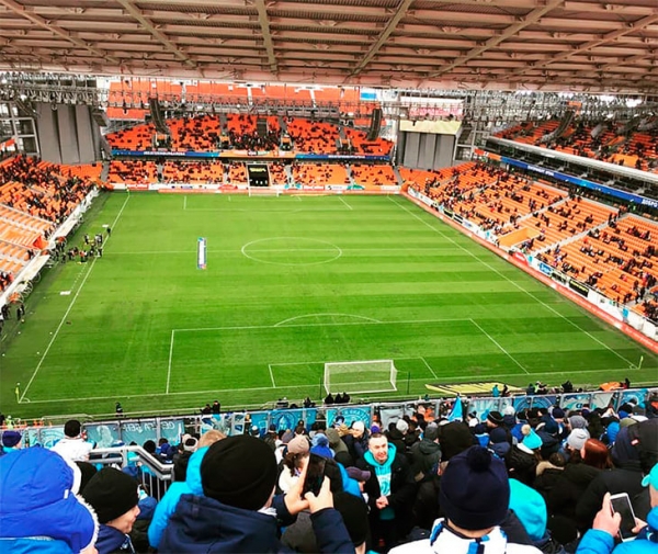 Как же печально выглядят трибуны РПЛ в холод