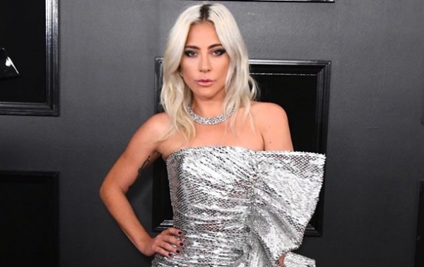 Да, я беременна. Гага прокомментировала слухи о беременности