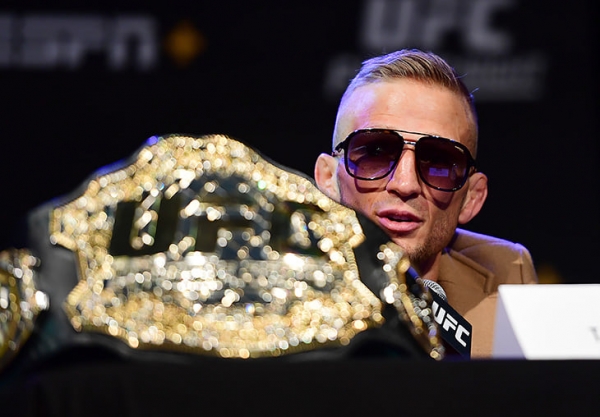 В UFC допинговая сенсация: попался чемпион, на которого никто и не мог подумать