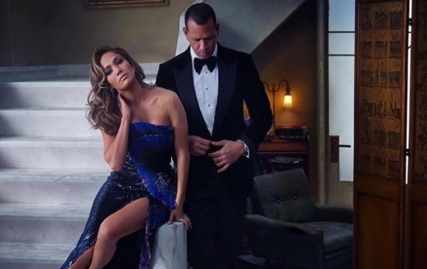 "Она сказала да": Дженнифер Лопес выходит замуж