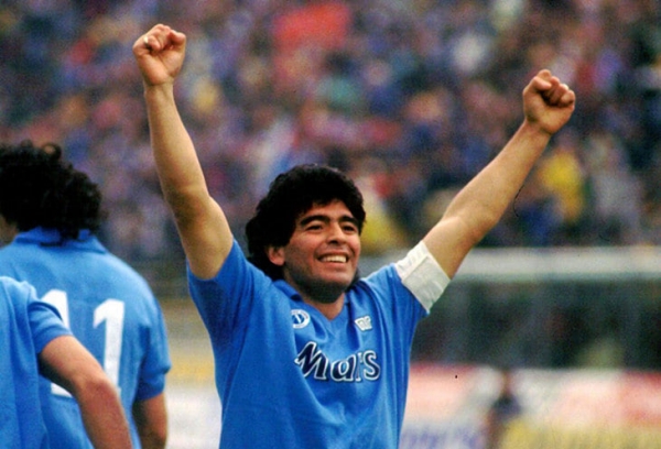 Номера на футболках важнее имен. Игроки берут их в честь кумиров детства и добавляют в названия брендов