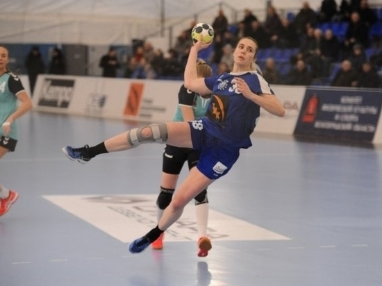 Волгоградские гандболистки сыграли с ижевским "Университетом" вничью