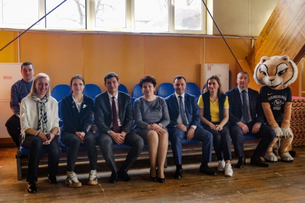 Олимпийская чемпионка Анна Вяхирева дала старт детско-юношескому гандбольному турниру «Донская весна»