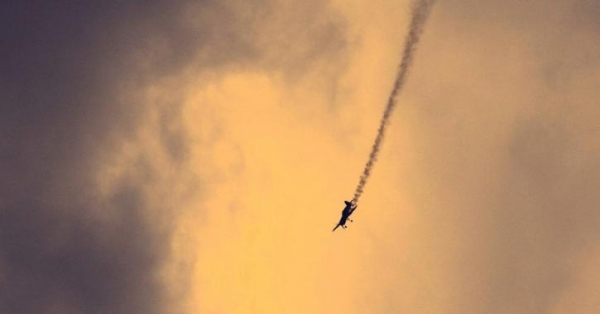 В Подмосковье упал легкомоторный самолет - разрушен дом, есть жертвы