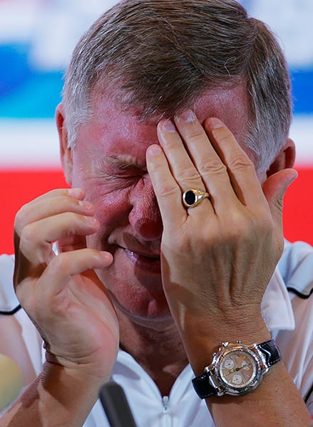 Фабрегас бросил пиццу в лицо Фергюсону, потому что не умел драться: новые подробности битвы в буфете