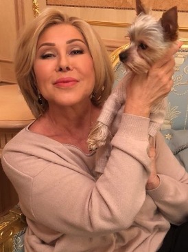 В Омске отменили концерт Любови Успенской: звезда &laquo;опоздала на самолет&raquo;