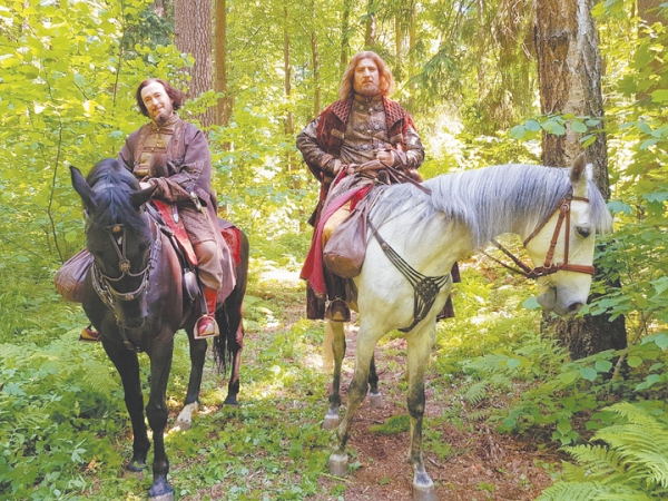 Кокс в Большом театре: лошадиная жизнь на сцене проходит бурно