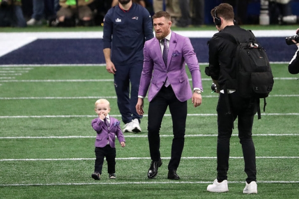 Конор назвал жену Хабиба козлом. Ситуация выходит из-под контроля