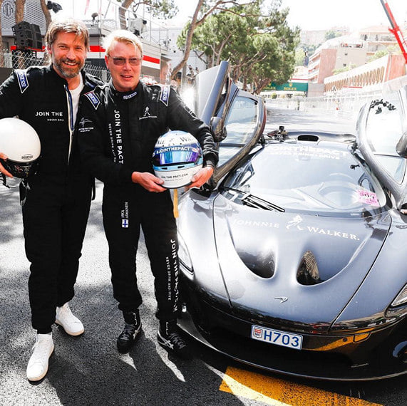 Спорт в &laquo;Игре престолов&raquo;: спарринг Конора и &laquo;Горы&raquo;, игра Рамси с Роналдиньо и гимнастика Бриенны