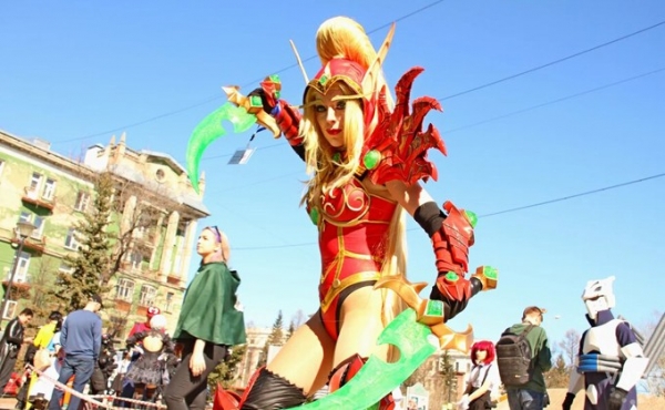 Косплей в Новосибирске: сексуальные эльфы, азиаты и учителя физики