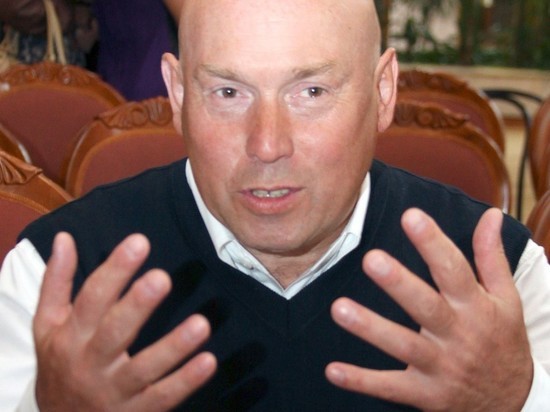 Актера Виктора Сухорукова госпитализировали из театра