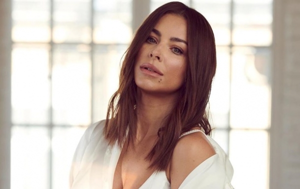 Ани Лорак восхитила Сеть нежным образом в белье