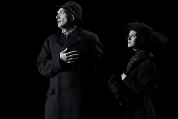 Женовач поставил "Бег" Булгакова: то ли сон, то ли явь