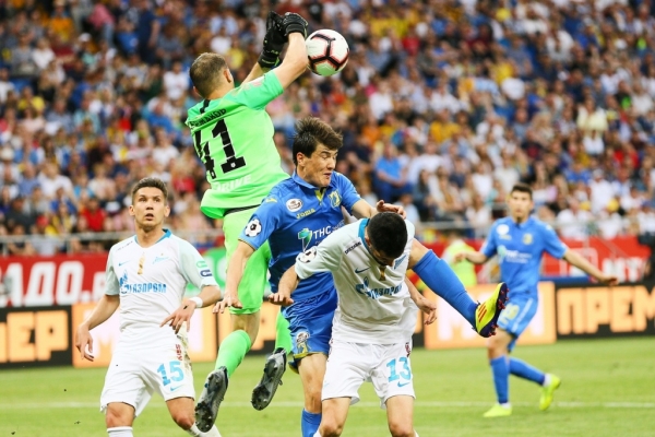 Футболисты &laquo;Ростова&raquo; обыграли &laquo;Зенит&raquo; 