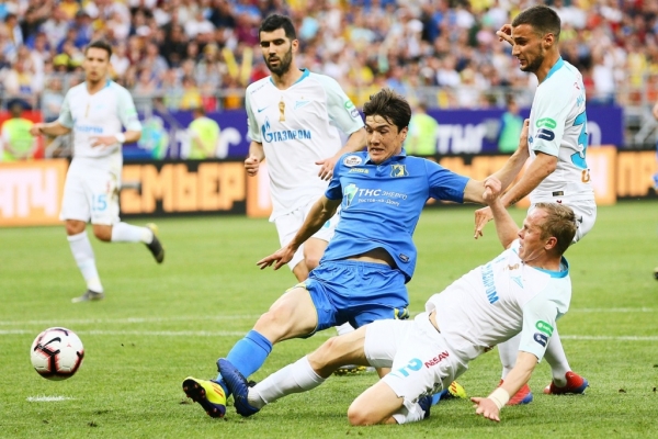 Футболисты &laquo;Ростова&raquo; обыграли &laquo;Зенит&raquo; 