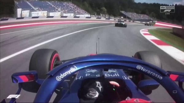 Леклер победил &laquo;Мерседесы&raquo; в Австрии, у Феттеля сломалась машина