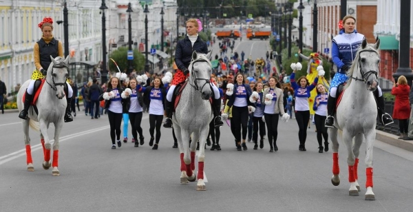 Омичей завтра приглашают на Любинский проспект и в исторический парк