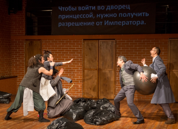 Зачем в Омск приезжал театральный коллектив из Токио?