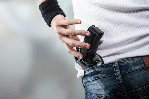 Четверо уроженцев Дагестана устроили драку со стрельбой в Санкт-Петербурге