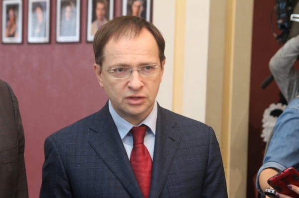 Мединский пообещал привезти в Омск выставку картин знаменитых художников