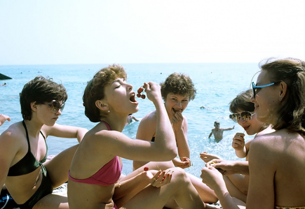 Мода на купальники в XX веке: пловчиха подала идею, Монро спасла бикини, а женщины в СССР брали их за две зарплаты