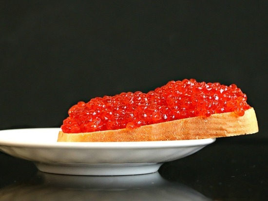 Красная икра подорожает и упадет в качестве