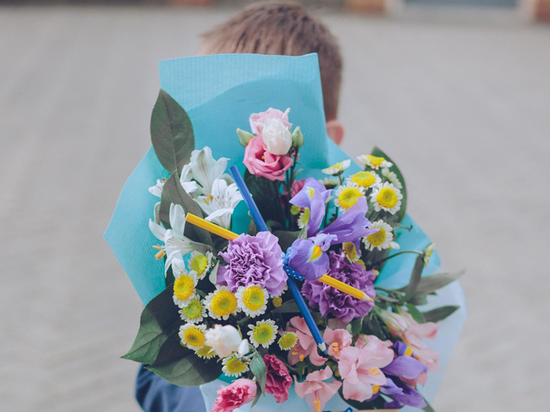 Цветы к 1 сентября подорожали на 70%