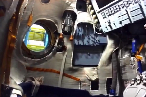 Робота Федора в космосе прикуют к стенке: заставили вести твиттер