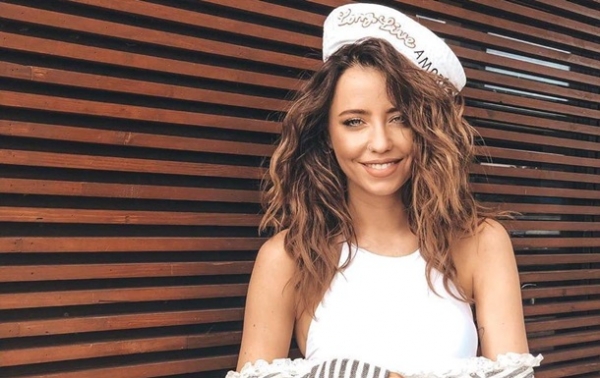 Певица Надя Дорофеева показала "слишком откровенное" фото