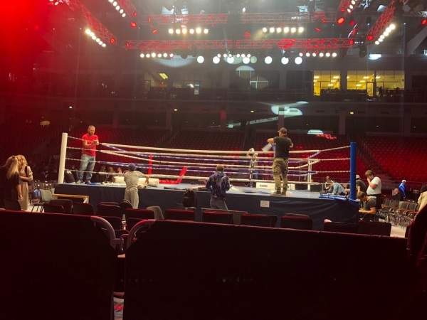 Ковалев еле выжил в 8-м раунде, но все-таки нокаутировал Ярда!