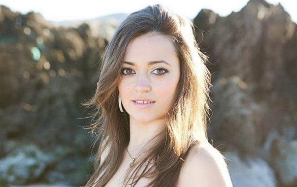 Певица погибла из-за взрыва пиротехники на сцене