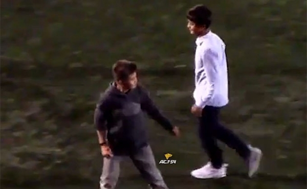 Два подростка под крики «фу» сорвали матч ФК «Новосибирск»